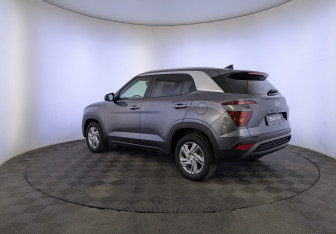 Подержанный автомобиль Hyundai Creta 2022 года (7 фото)