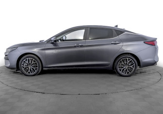 Подержанный автомобиль Москвич 6 2024 года (8 фото)