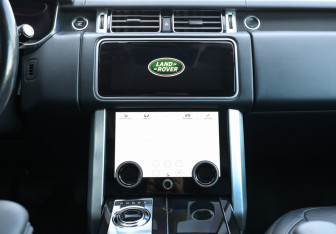 Подержанный автомобиль Land Rover Range Rover 2018 года (15 фото)