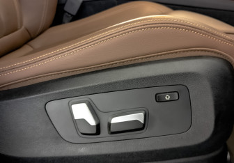 Подержанный автомобиль BMW X5 2022 года (30 фото)