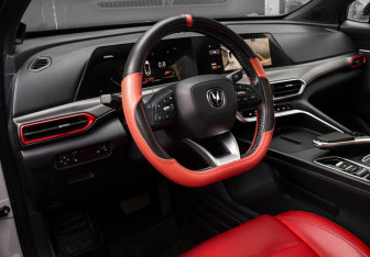 Подержанный автомобиль Changan UNI-T 2020 года (14 фото)