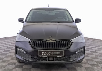 Подержанный автомобиль Skoda Rapid Liftback 2020 года (2 фото)