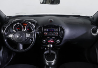 Подержанный автомобиль Nissan Juke 2014 года (14 фото)