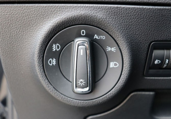 Подержанный автомобиль Skoda Karoq 2024 года (13 фото)