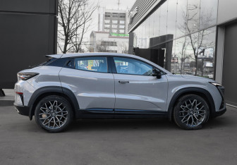 Подержанный автомобиль Changan UNI-T 2024 года (4 фото)