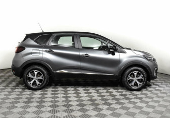 Подержанный автомобиль Renault Kaptur 2020 года (4 фото)