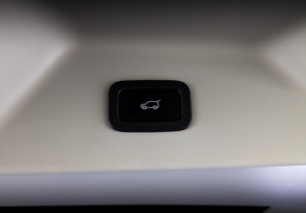 Подержанный автомобиль Land Rover Range Rover 2021 года (27 фото)