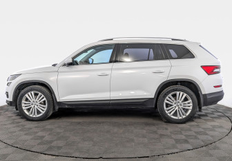 Подержанный автомобиль Skoda Kodiaq 2019 года (8 фото)