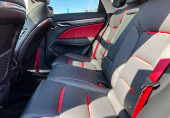 Подержанный автомобиль Geely Tugella 2020 года (10 фото)