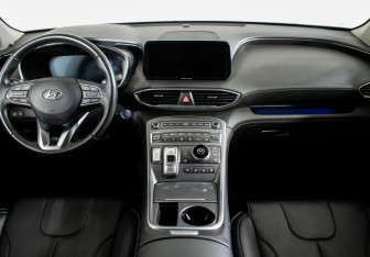 Подержанный автомобиль Hyundai Santa Fe 2022 года (11 фото)