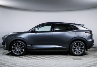 Подержанный автомобиль Changan UNI-K 2024 года (8 фото)