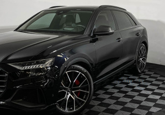 Подержанный автомобиль Audi SQ8 2019 года (29 фото)