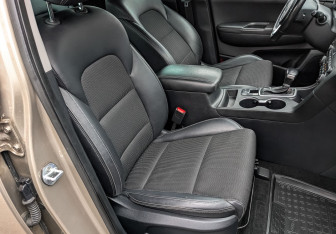 Подержанный автомобиль Kia Sportage 2017 года (23 фото)