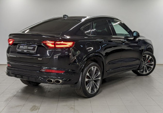 Подержанный автомобиль Geely Tugella 2023 года (5 фото)