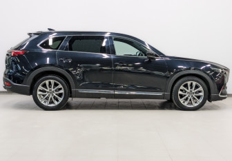 Подержанный автомобиль Mazda CX-9 2018 года (4 фото)