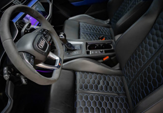 Подержанный автомобиль Audi RS Q3 Sportback 2020 года (26 фото)