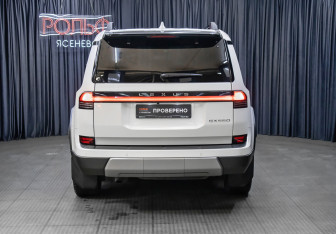 Подержанный автомобиль Lexus GX 2024 года (6 фото)