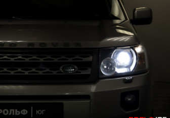 Подержанный автомобиль Land Rover Freelander 2010 года (21 фото)