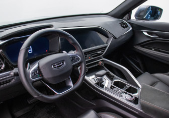 Подержанный автомобиль Geely Tugella 2023 года (9 фото)
