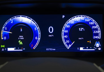 Подержанный автомобиль Jeep Grand Cherokee 2022 года (12 фото)