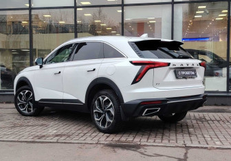 Подержанный автомобиль Haval F7 2024 года (6 фото)