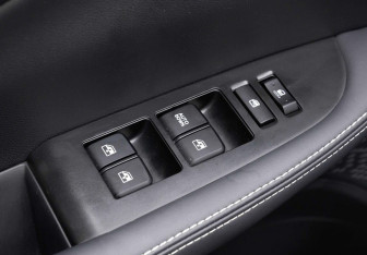 Подержанный автомобиль Changan Alsvin 2023 года (18 фото)