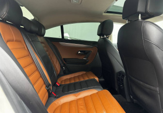 Подержанный автомобиль Volkswagen Passat CC 2012 года (11 фото)