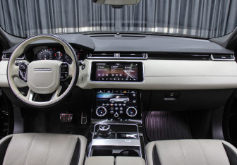 Подержанный автомобиль Land Rover Range Rover Velar 2020 года (14 фото)