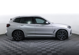 Подержанный автомобиль BMW X3 2021 года (4 фото)