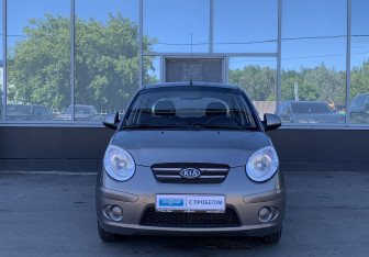 Подержанный автомобиль Kia Picanto 2009 года (2 фото)