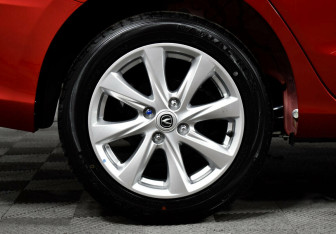 Подержанный автомобиль Changan Alsvin 2023 года (6 фото)