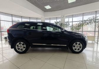 Подержанный автомобиль Volvo XC60 2016 года (4 фото)