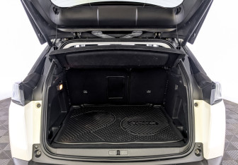 Подержанный автомобиль Peugeot 3008 2021 года (10 фото)