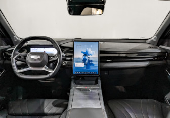 Подержанный автомобиль Geely Preface 2024 года (14 фото)