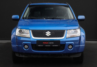 Подержанный автомобиль Suzuki Grand Vitara 2007 года (2 фото)