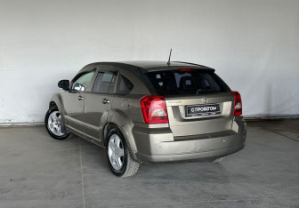 Подержанный автомобиль Dodge Caliber 2008 года (6 фото)