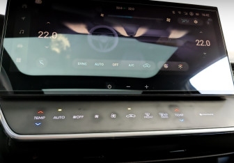 Подержанный автомобиль Toyota Camry Sedan 2024 года (27 фото)