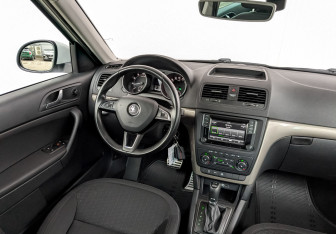 Подержанный автомобиль Skoda Yeti 2017 года (30 фото)