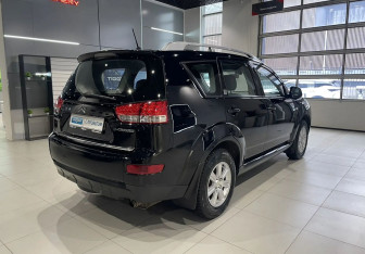 Подержанный автомобиль Citroen C-Crosser 2011 года (4 фото)