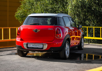 Подержанный автомобиль MINI Countryman 2012 года (4 фото)