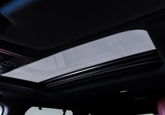 Подержанный автомобиль Lexus LX 2025 года (20 фото)