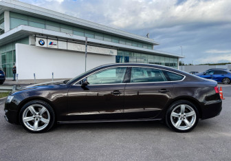 Подержанный автомобиль Audi A5 Coupe 2012 года (8 фото)