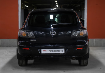 Подержанный автомобиль Mazda 3 Hatchback 2006 года (6 фото)