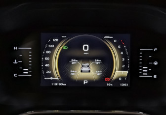 Подержанный автомобиль Geely Atlas Pro 2023 года (12 фото)