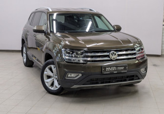 Подержанный автомобиль Volkswagen Teramont 2019 года (30 фото)