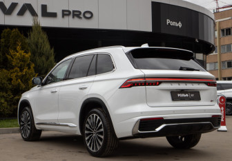 Подержанный автомобиль Geely Monjaro 2025 года (5 фото)