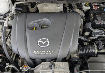 Подержанный автомобиль Mazda CX-5 2015 года (9 фото)