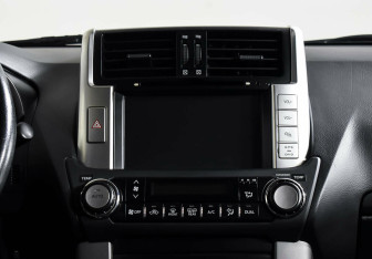 Подержанный автомобиль Toyota Land Cruiser Prado 2013 года (13 фото)