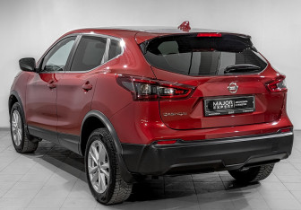 Подержанный автомобиль Nissan Qashqai 2021 года (7 фото)