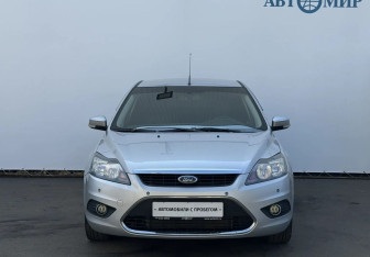 Подержанный автомобиль Ford Focus Hatchback 2010 года (2 фото)